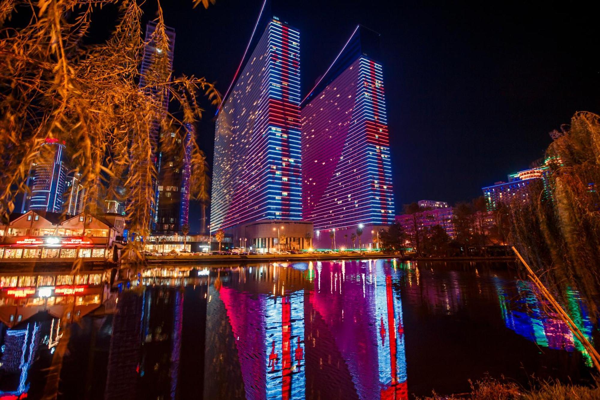 Panorama Batumi Beach Resort Eksteriør billede